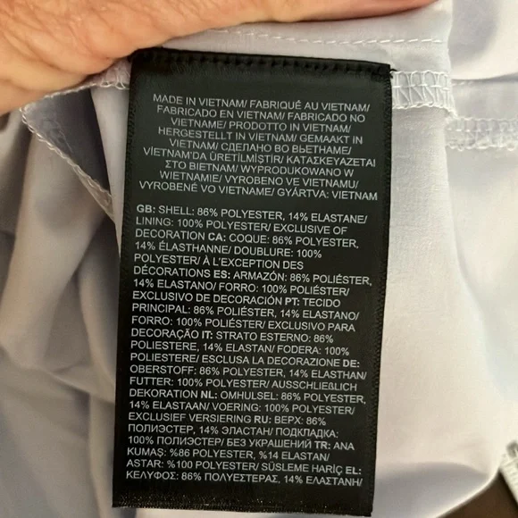 The North Face Athletic/Athleisure Shorts, NWT! - Picture 11 of 12